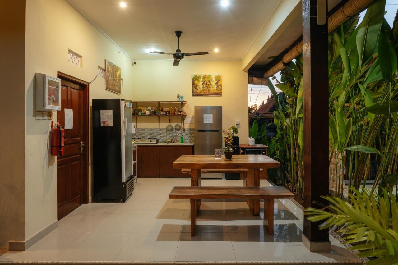 Bubu Canggu Guesthouse Exterior foto